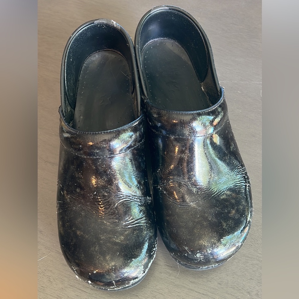 Dansko shoes size 40
